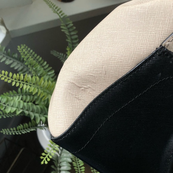 Calvin Klein Bag - Picture 14 of 15